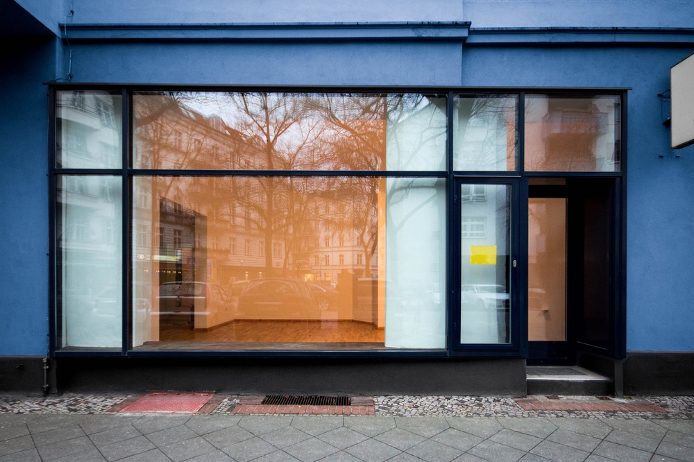 Empty,Storefront,Or,Shop,Entrance,-,Retail,For,Rent